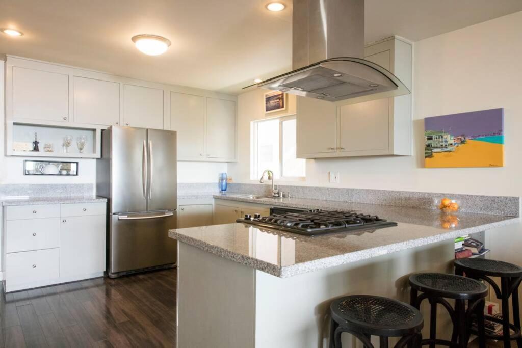 Oceanfront Oasis Apartment *